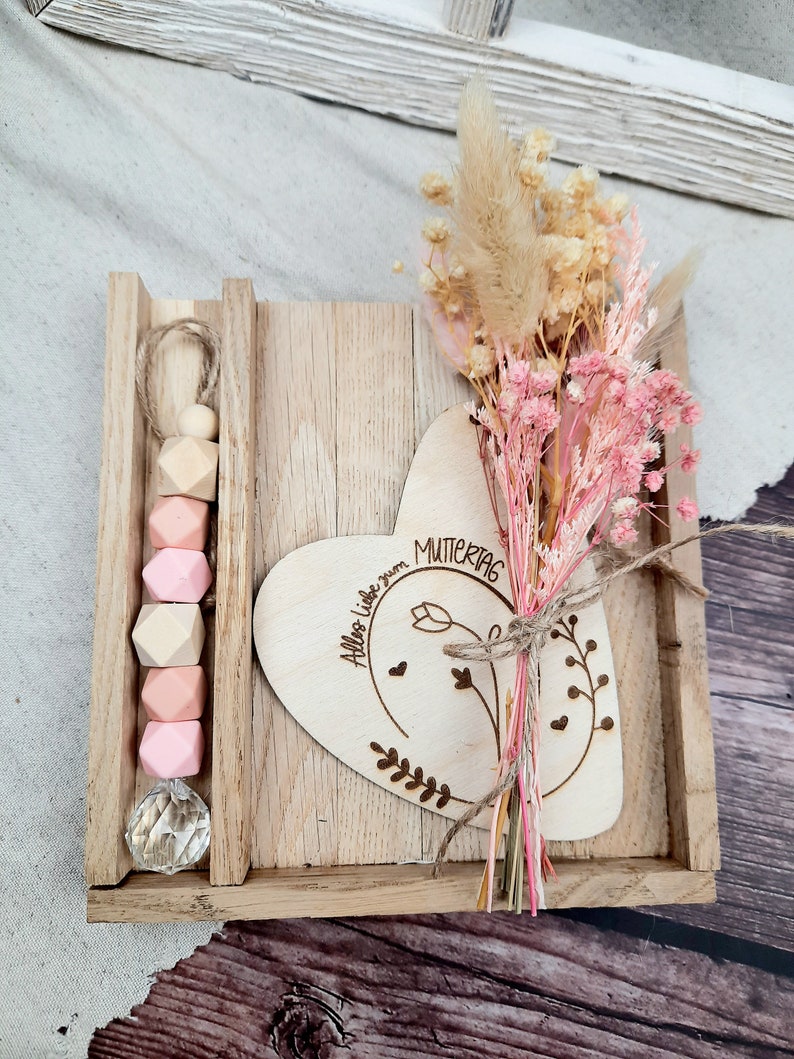 Gift set with dried flowers for Mother's Day image 2