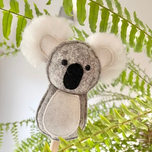Koala bear hanger / cake topper / puppet for Mimiki puppet theatre