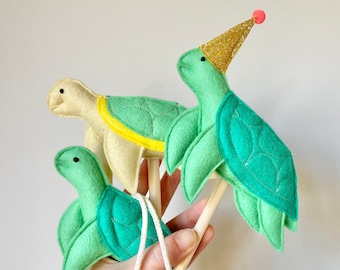 Sea turtle decoration / puppet / hanger / cake topper