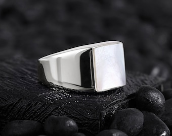 Mens Mother of Pearl Silver Ring, Handmade Unique Gift for Men, Valentine's Day Gift, Unisex Silver Minimal Ring, Natural Gemstone Jewelry