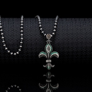 Colgante de flor de lis de plata esterlina hecho a mano, collar oxidado para hombre, joyería gótica única, regalo personalizado para él o ella.