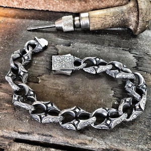 925 Sterling Silber schweres Gliederarmband | Handgravierte gotische Manschette für Männer | Handgefertigtes Statement Geschenk
