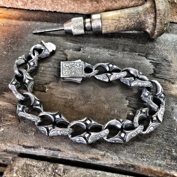 Hand-engraved Silver Chain Bracelet 