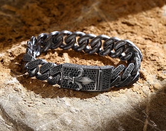 Handmade Sterling Silver Link Bracelet, Engraved Luxury Accessory, Unique Unisex Gift for Mother’s Day, Birthday Gift for Him and Her