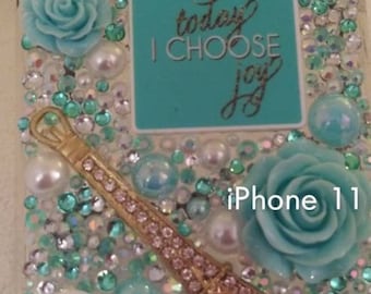 Blinged Out etui na telefon: wykonane na zamówienie