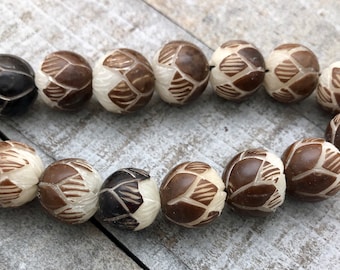 5 Carved Lotus Palm Nut Beads: Mala Guru Beads (12-14mm)