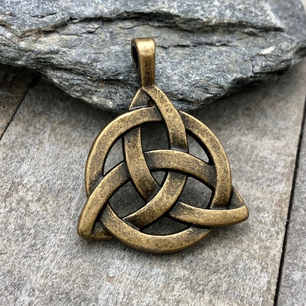 Celtic Trinity Knot Pendant in antique bronze tone, Triquetra symbol, 27x35mm