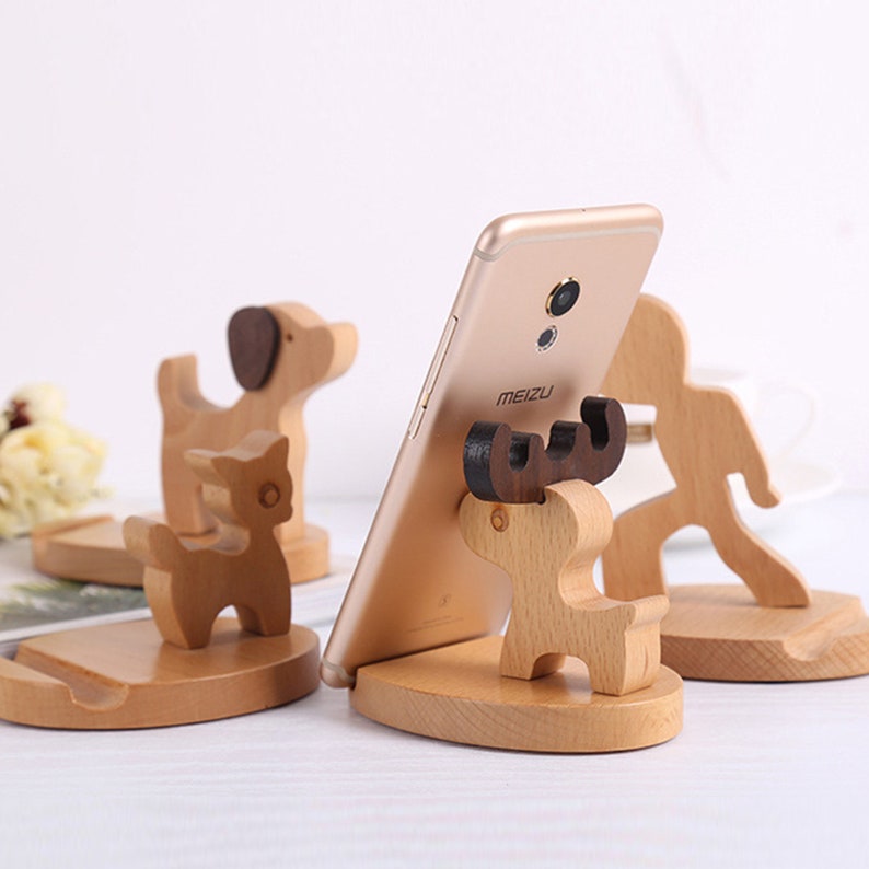 Wooden Cellphone Stand Cartoon Animal Handmade Mobile Phone Holder Creative Wood Smartphone Stand Phone Dock Station Desktop Accessories
