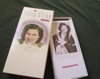 Vintage MCA Patsy Cline 4 CD Music Collection and Book Box Set from 1991 in Good Condition. Country Music Lovers Deal