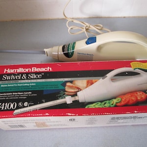 Vintage Hamilton Beach Swivel & Slice Electric Knife; Working and in Good Used Condition with Box and Instruction Paper