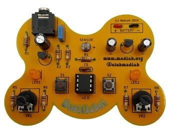 Scuttlebut DIY synthesiser soldering kit
