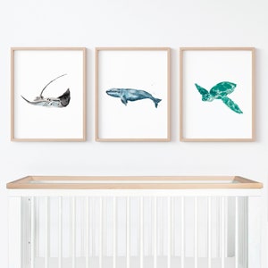 Oceaan dierenprints, nautische kwekerij 3 printset. Onder de zee aquarel kunst, walvis print, zeeschildpad print, Stingray print