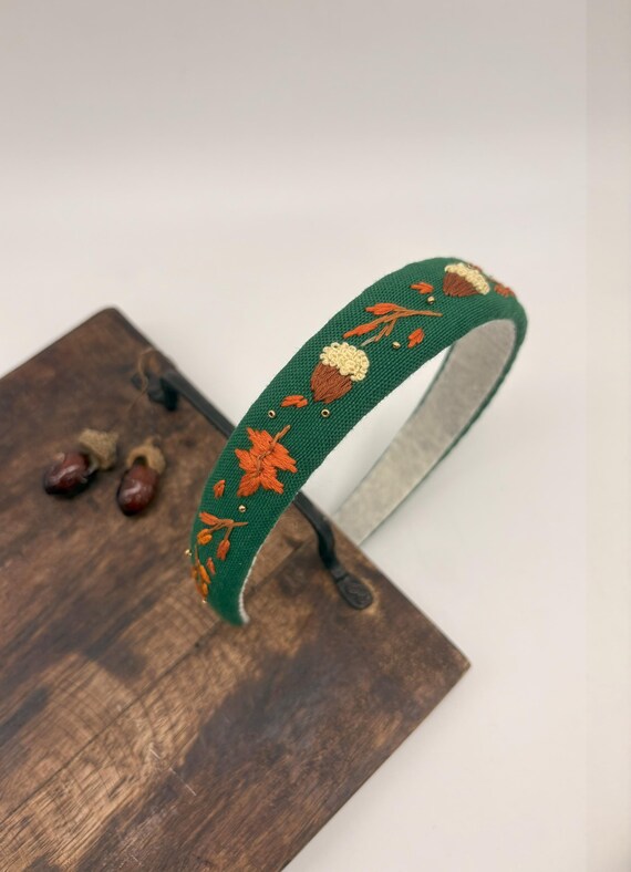 Green Linen Floral Embroidered Headband, Vintage Boho Hair  display picture 2