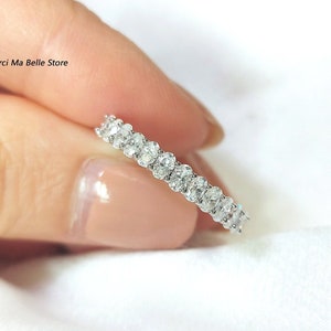 Oval Shape Moissanite Wedding Ring / 1 CTW Oval Moissanite Stone Wedding Band / Moissanite Anniversary Ring /  Moissanite Wedding Ring