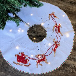Away They All Flew Felt Christmas Tree Skirt