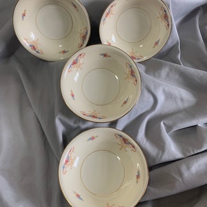 Homer Laughlin Eggshell Nautilus Rochelle 4 fruit berry bowls