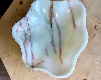 Exquisite Green & Red Banded Onyx Bowl - Handcrafted Natural Stone Home Decor