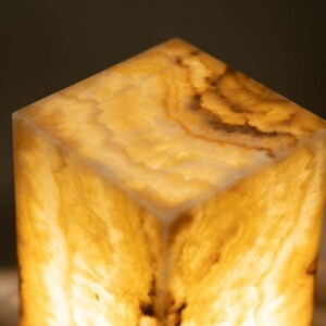 Pure Beige Banded Onyx Lamp image 3