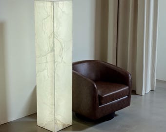Kristallin vit onyx tornlampa – handgjord stenlampa