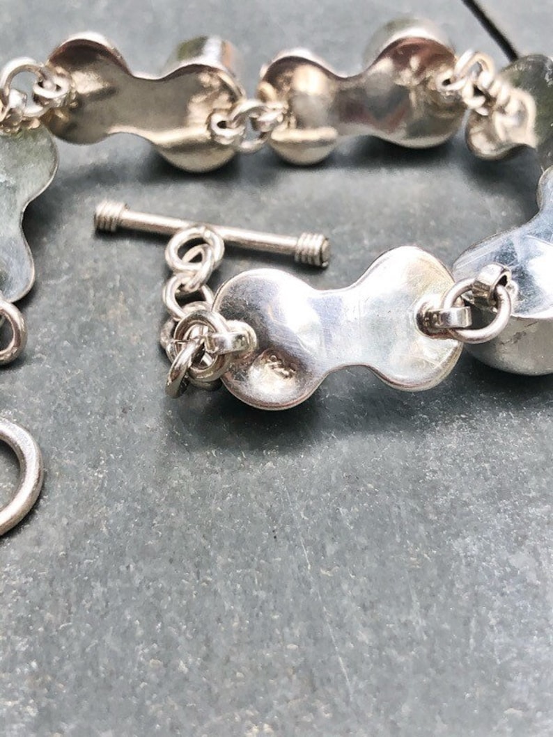 Vintage 925 Heavy Mexican Sterling Silver and Oval Saltwater Pearl Toggle Clasp Chain Bracelet