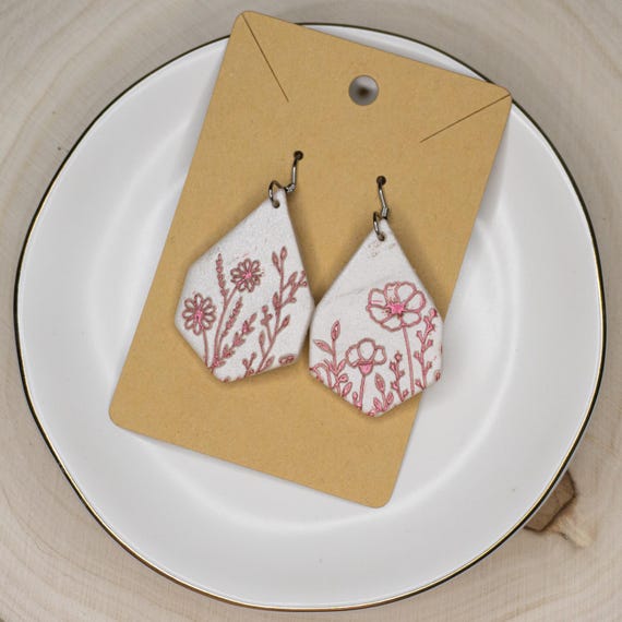 Pearl White & Pink Wildflower Stainless Steel Drop Polymer Clay Earrings, Gift for Her, Spring Earrings, Summer Earrings, Nature Earrings