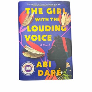 La muchacha de la voz fuerte de Abi Daré Novela de ficción literaria de tapa dura imagen 6