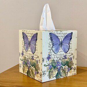 Tissue Box Cover - Vintage Purple Butterfly / Tissue Box Holder / Butterfly Decor / Mother’s Day gift / Decoupaged tissue box