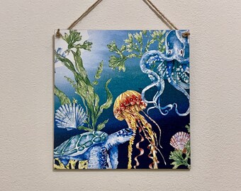 Sea Life 15cm decoupaged wooden plaque / Bathroom Decor / Bathroom Ornament / Beach hut Decor