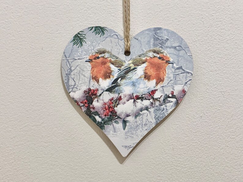 Winter Robin Decoupaged Wooden Heart Plaque / Winter Decor / Winter Ornament 12cm heart plaque