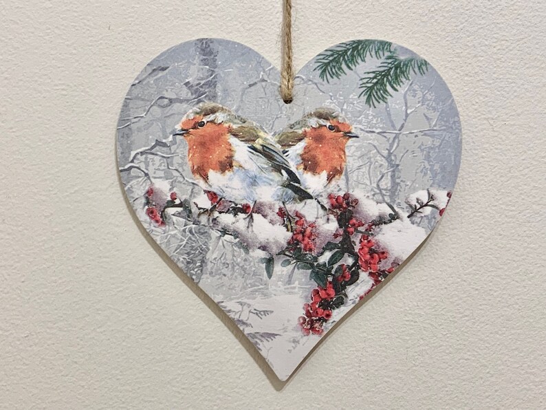 Winter Robin Decoupaged Wooden Heart Plaque / Winter Decor / Winter Ornament 15cm heart plaque