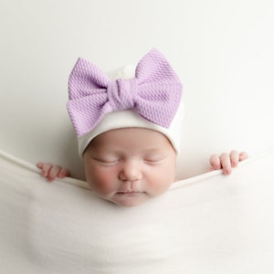 Lilac Little Poppy Bow Hat // Newborn Hat, Newborn Beanie, Baby girl hat, Preemie hat, baby girl gift, newborn hat with bow image 2