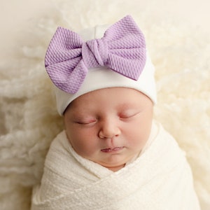 Lilac Little Poppy Bow Hat // Newborn Hat, Newborn Beanie, Baby girl hat, Preemie hat, baby girl gift, newborn hat with bow image 5