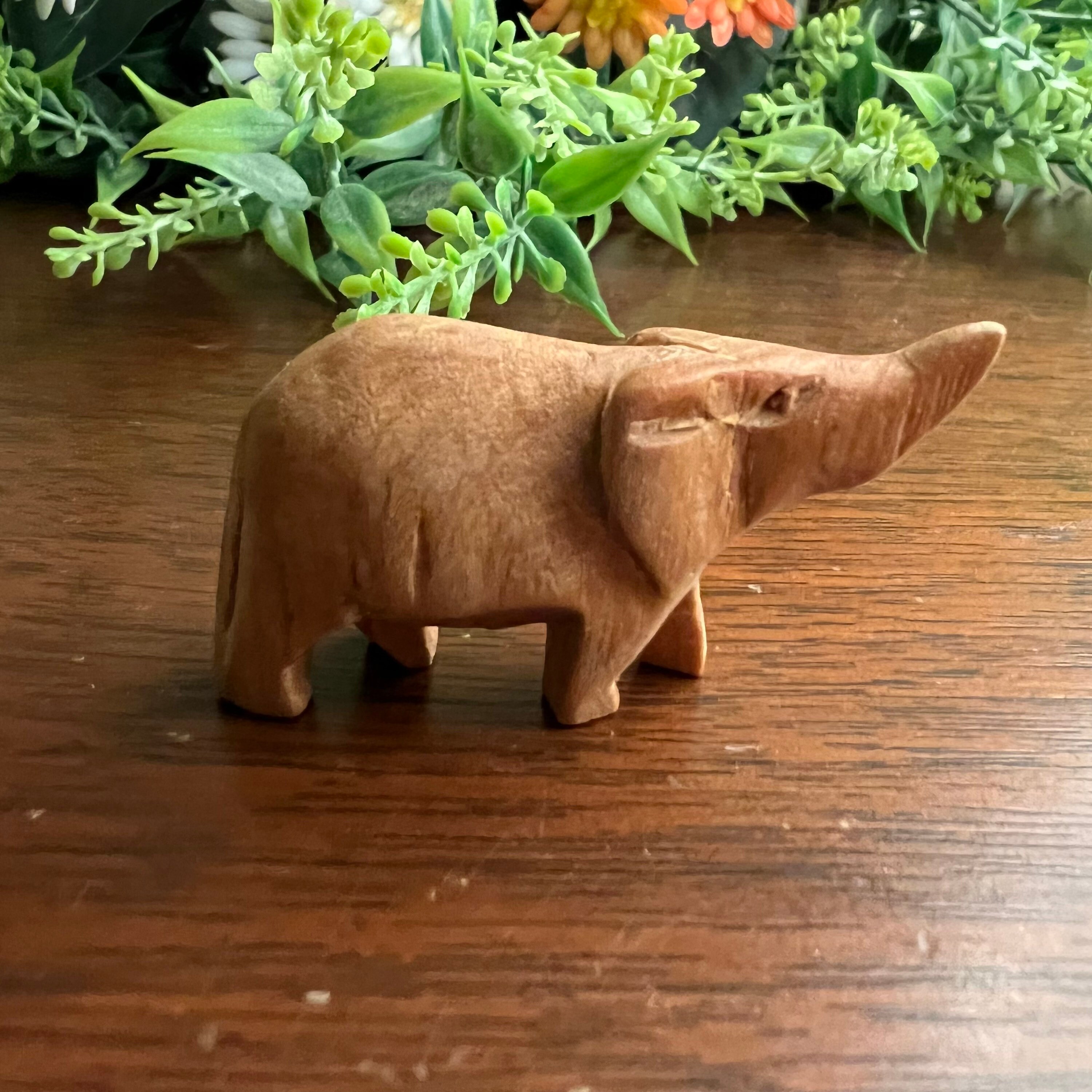 Vintage Miniature Dollhouse Pair Hand Carved Bone Elephant Figural