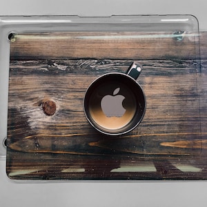Koffie op een houten tafel, print voor Macbook MacBook 16 pro m1 2021 MacBook hoes MacBook Air m2 Up retina 13 houtstructuur