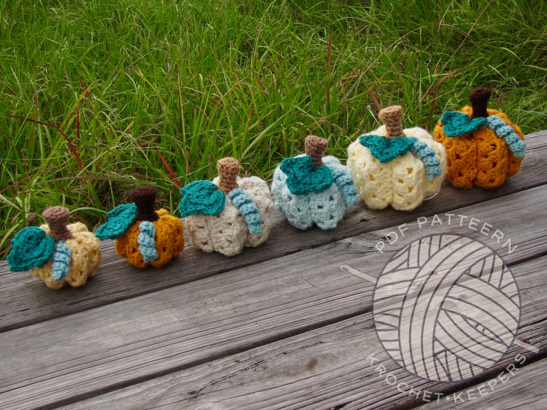 Lighted Granny Pumpkins 3 sizes CROCHET PATTERN pdf download Rustic Farmhouse Pumpkins Holiday Ornament Decoration DIY Decor image 3