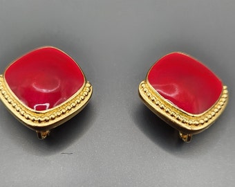 Vintage Trifari TM Gold Tone Lipstick Red Enamel Clip Earrings