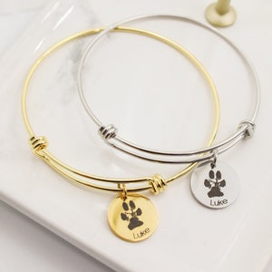 Custom paw print bracelet, personalized pet bracelet, pet memorial gift, dog cat portrait jewelry, pet portrait bracelet,  Dog Mom Bracelet