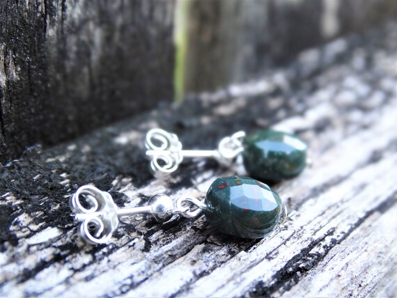 Bloodstone stud earrings deals