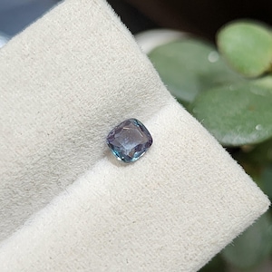 Certified Alexandrite 0.36cts color change green to Purple Russian Alexandrite Cushion 4.6mm 4.1mm 2mm chrysoberyl no inclusions