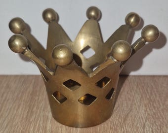 Vintage, latón, metales mixtos, corona, con forma de corona, portavelas, candelabro, envejecido, shabby chic, princesa, reina, rey