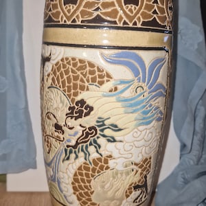 Vintage, huge vase, ceramic vase, dragon vase, dragon image, ceramic dragon vase, spectacular, oriental style, vase, glazed ceramic