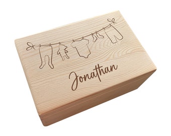 Small souvenir box "clothes line" personalized with name