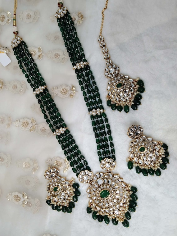 Green kundan deals long necklace