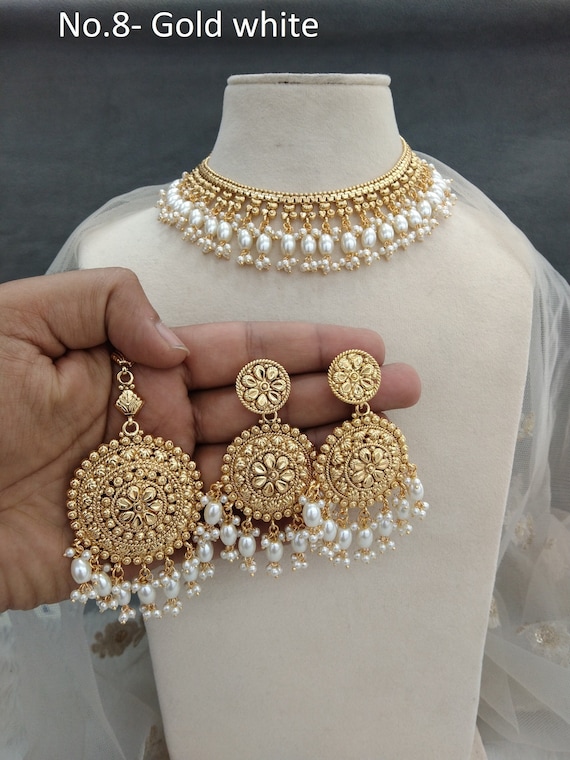 Set di collane da sposa Kundan, gioielli da sposa indiani, orecchini etnici Tikka Lisa - Italia