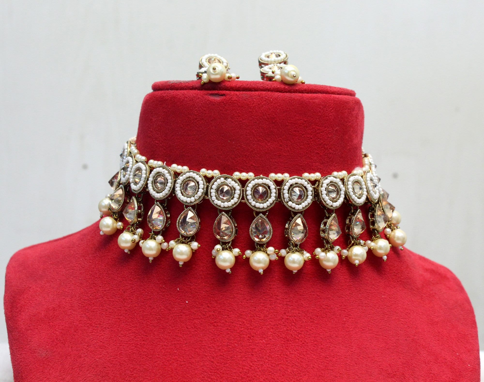 Indian Jewelry Jewellry Choker Tikka Set dark Gold pastel Green