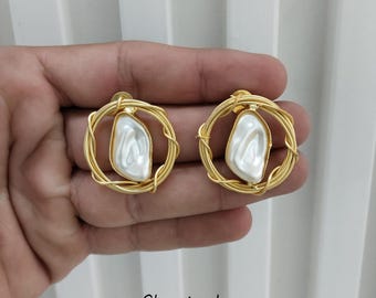 Orecchini indiani Bhullar in madreperla placcati oro