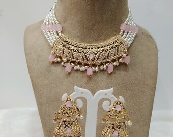 Jadau vergulde choker ketting set, parel Indiase sieraden supriya set