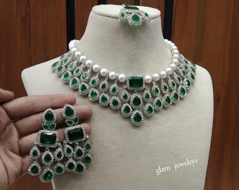 Crystal Bollywood Necklace Set: Silver Wedding Jewelry with Tikka Zedd Kylie set