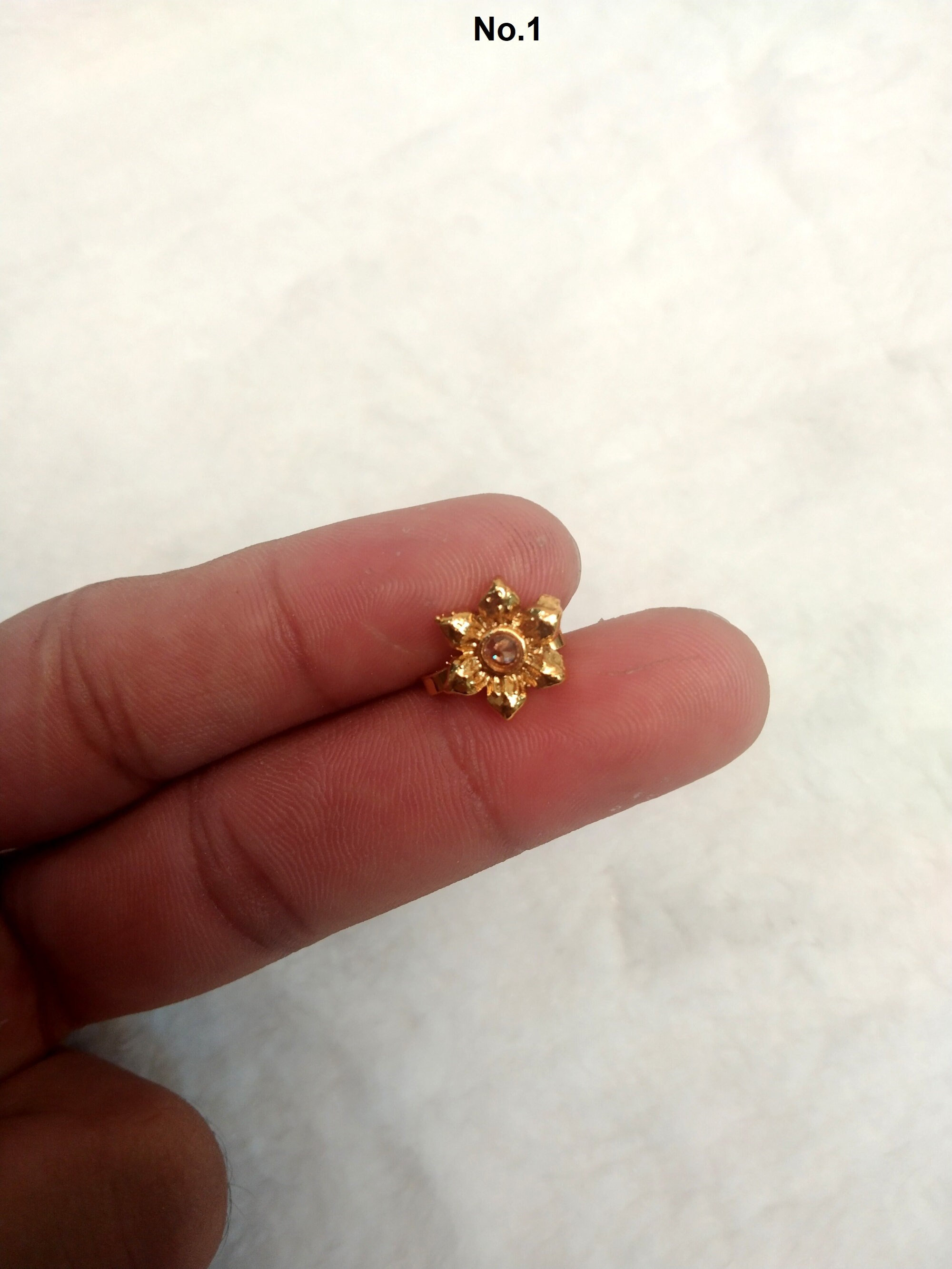 Gold nakful price sale