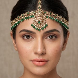 Bandeau maatha Patti en or antique : chaîne de cheveux indienne Tikka No.2- Green